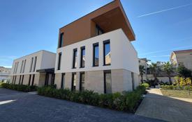 2 dormitorio piso 68 m² en Tivat city, Montenegro. 355 000 €