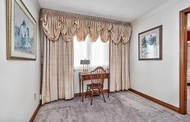 4 dormitorio casa de pueblo en Etobicoke, Canadá. C$2 396 000