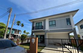 4 dormitorio casa de pueblo 162 m² en Thalang, Tailandia. $197 000