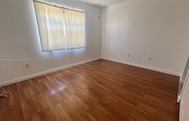 3 dormitorio casa de pueblo 121 m² en Homestead, Estados Unidos. $368 000