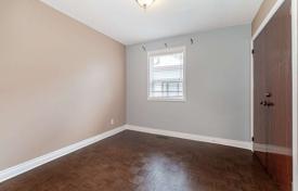 9 dormitorio casa de pueblo en York, Canadá. C$1 595 000