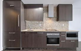 4 dormitorio piso en Yonge Street, Canadá. C$855 000