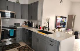 3 dormitorio casa de pueblo 138 m² en West End, Estados Unidos. $525 000