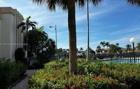 Condominio – Hallandale Beach, Florida, Estados Unidos. $335 000