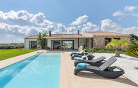 Villa – Mallorca, Islas Baleares, España. 3 260 €  por semana