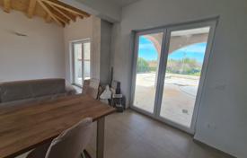 2 dormitorio casa de pueblo 138 m² en Brtonigla, Croacia. 580 000 €