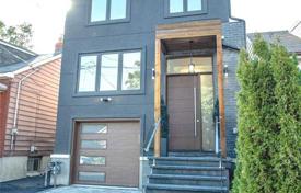 3 dormitorio casa de pueblo en East York, Canadá. C$1 488 000