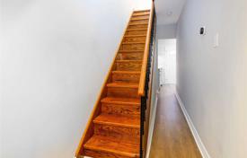 3 dormitorio adosado en Old Toronto, Canadá. C$1 615 000