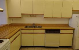 3 dormitorio piso en Scarborough, Canadá. C$772 000