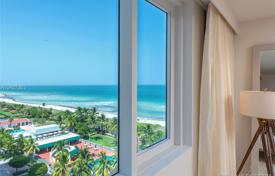 Piso – Miami Beach, Florida, Estados Unidos. 3 450 €  por semana