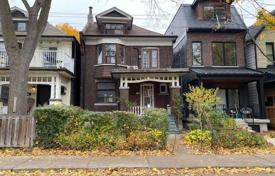 Casa de pueblo – Old Toronto, Toronto, Ontario,  Canadá. C$2 088 000