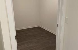 2 dormitorio piso en East York, Canadá. C$907 000