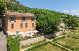 18 dormitorio villa en Riez, Francia. 1 400 000 €