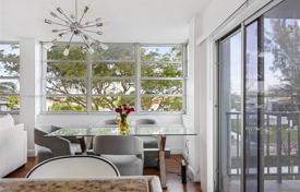 2-dormitorio apartamentos en condominio 108 m² en North Miami, Estados Unidos. $410 000