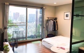 1-dormitorio apartamentos en condominio en Phaya Thai, Tailandia. $166 000