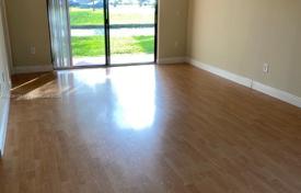 3-dormitorio apartamentos en condominio 113 m² en Sunrise, Estados Unidos. $329 000