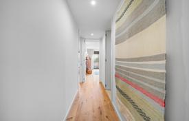 Apartamento de 3 dormitorios con 134 m² con balcón de 21,3 m² y 2 plazas de garaje. 425 000 €
