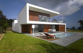 5 dormitorio villa 397 m² en Girona, España. 1 380 000 €