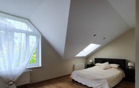 6 dormitorio adosado 477 m² en Mārupe, Letonia. 550 000 €