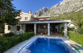 Villa 300 m² en Bay of Kotor, Montenegro. 995 000 €