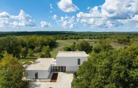 12 dormitorio casa de pueblo 290 m² en Labin, Croacia. 1 300 000 €