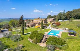 20 dormitorio villa en Florencia, Italia. 2 700 000 €