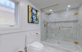 5 dormitorio casa de pueblo en Scarborough, Canadá. C$1 715 000