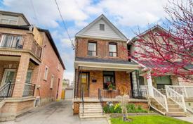 Casa de pueblo – Saint Clarens Avenue, Old Toronto, Toronto,  Ontario,   Canadá. C$1 446 000