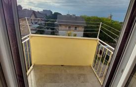 2 dormitorio piso 52 m² en Pula, Croacia. 175 000 €