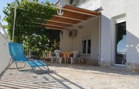 12 dormitorio casa de pueblo 276 m² en Novi Vinodolski, Croacia. 470 000 €