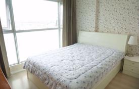 2-dormitorio apartamentos en condominio en Khlong Toei, Tailandia. $147 000