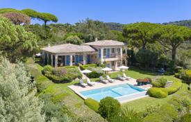 7 dormitorio villa en La Croix-Valmer, Francia. 14 000 €  por semana