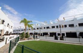 3 dormitorio piso 107 m² en Pilar de la Horadada, España. 355 000 €