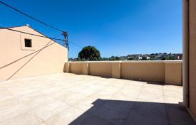 2 dormitorio piso 150 m² en Pula, Croacia. 275 000 €