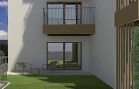 2 dormitorio piso 95 m² en Tivat city, Montenegro. 242 000 €