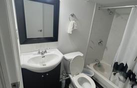 13 dormitorio casa de pueblo en Scarborough, Canadá. C$1 941 000