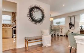 4 dormitorio casa de pueblo en Etobicoke, Canadá. C$1 333 000