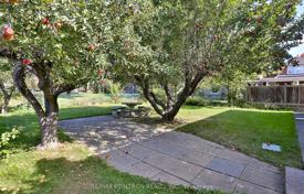 12 dormitorio casa de pueblo en North York, Canadá. C$1 865 000