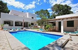 4 dormitorio villa 280 m² en Cala D'or, España. 4 500 €  por semana