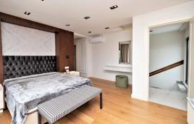 4 dormitorio villa 220 m² en Çekmeköy, Turquía. $880 000