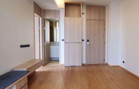 2-dormitorio apartamentos en condominio en Khlong Toei, Tailandia. $271 000