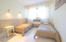 3 dormitorio piso en Cannes, Francia. 420 000 €