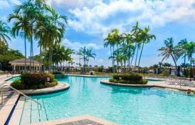 Piso – Point Place, Aventura, Florida,  Estados Unidos. $749 000