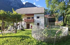 3 dormitorio chalet 148 m² en Tolmin, Eslovenia. 319 000 €