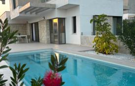 4 dormitorio chalet 257 m² en Finestrat, España. 850 000 €