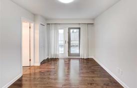 14 dormitorio casa de pueblo en Etobicoke, Canadá. C$2 461 000