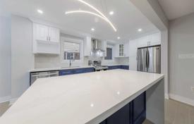 4 dormitorio casa de pueblo en Scarborough, Canadá. C$1 629 000