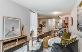 2 dormitorio piso en Old Toronto, Canadá. C$893 000
