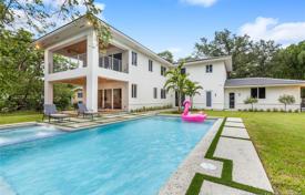 Villa – South Miami, Florida, Estados Unidos. $1 799 000