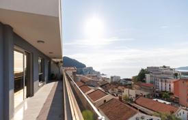 4 dormitorio piso 104 m² en Bečići, Montenegro. 590 000 €